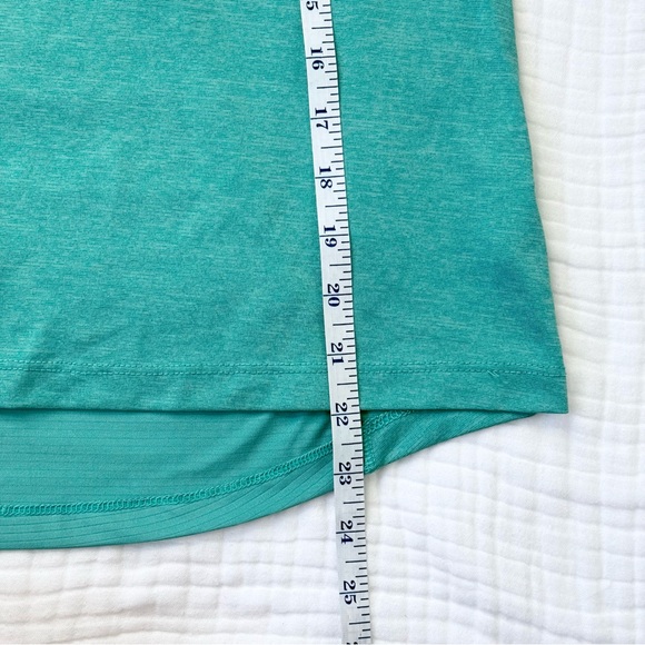 Avia green athletic tank top sleeveless size Medium (8-10) -Great condition - Picture 4 of 7